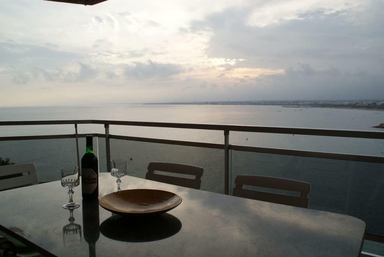 Bahia Apartamento Sobre El Mar Salou Kültér fotó